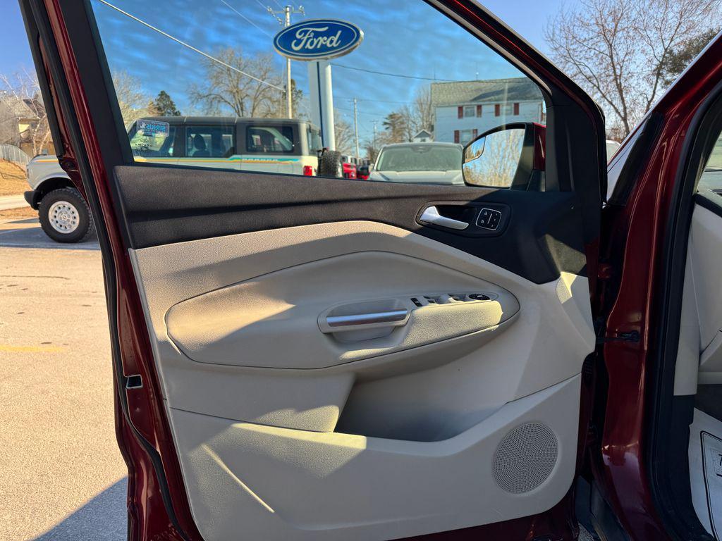 used 2014 Ford Escape car, priced at $9,990