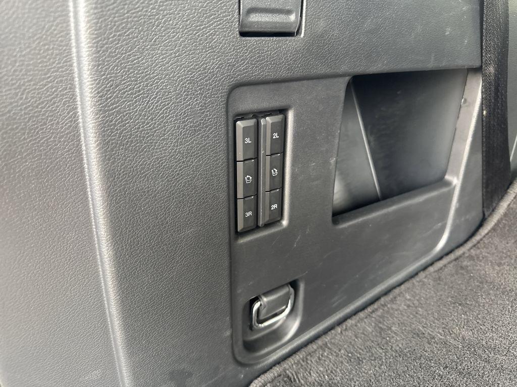 used 2024 Ford Expedition car, priced at $43,490