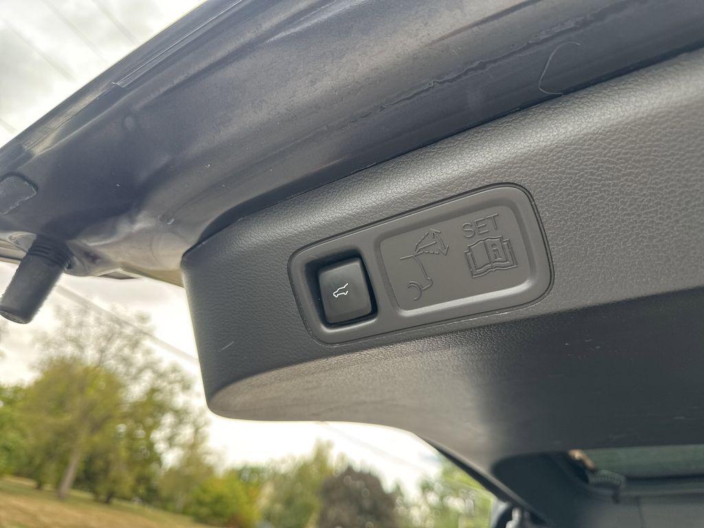 used 2024 Ford Expedition car, priced at $43,490