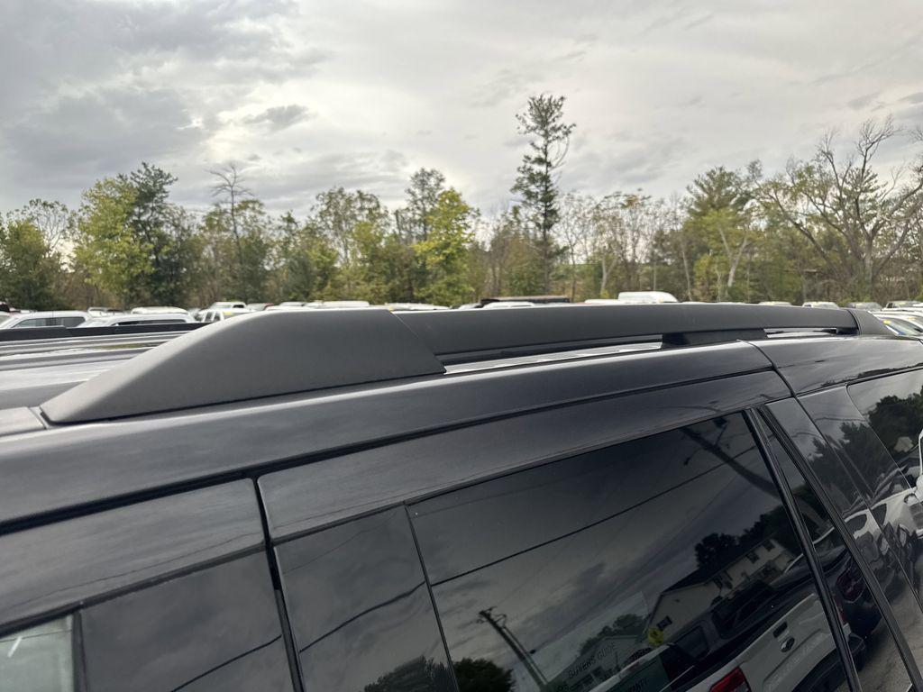 used 2024 Ford Expedition car, priced at $43,490