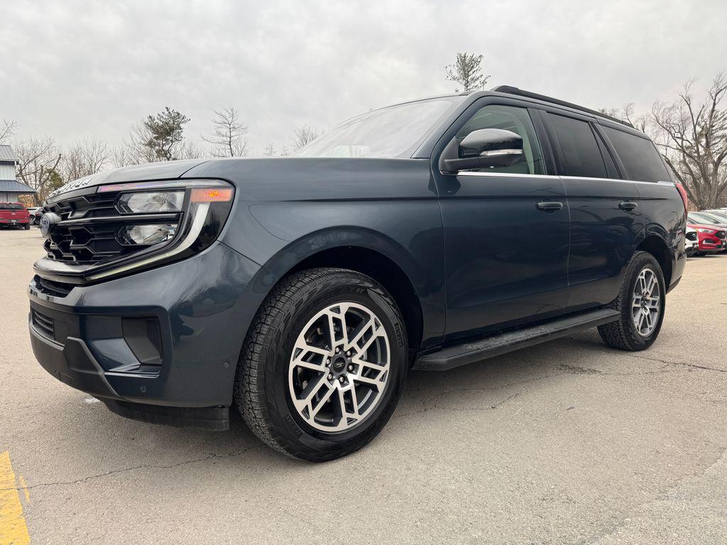 used 2025 Ford Expedition car, priced at $62,990