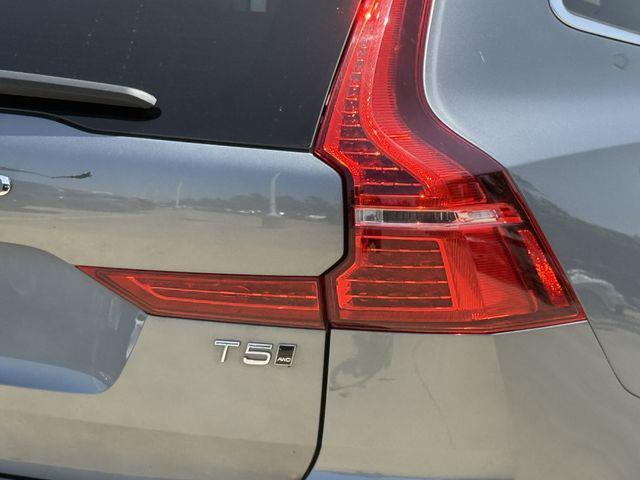 used 2021 Volvo XC60 car, priced at $22,505