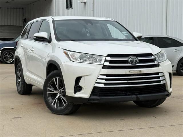 used 2017 Toyota Highlander car, priced at $15,690