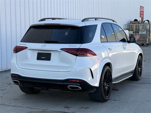 used 2020 Mercedes-Benz GLE 580 car, priced at $38,904