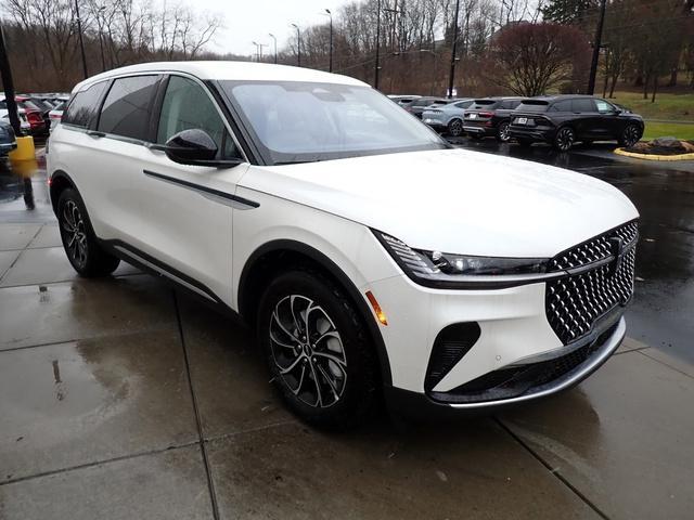 new 2026 Lincoln Nautilus car, priced at $60,190