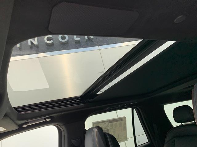new 2026 Lincoln Navigator L car