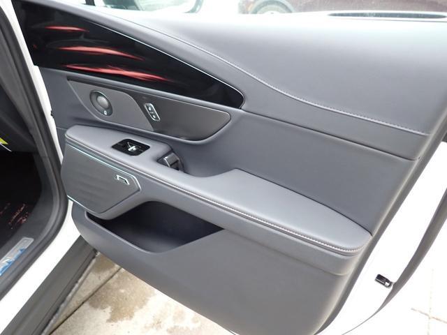 new 2026 Lincoln Nautilus car, priced at $68,240