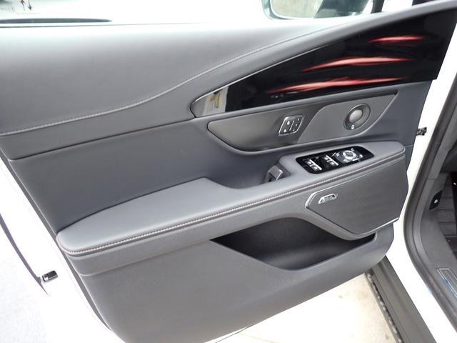 new 2026 Lincoln Nautilus car, priced at $68,240