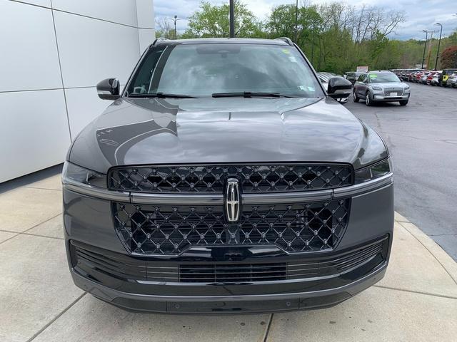 new 2026 Lincoln Navigator car, priced at $133,665