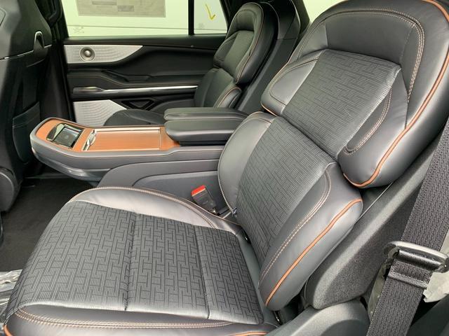 new 2026 Lincoln Navigator car, priced at $133,665