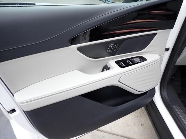 new 2026 Lincoln Nautilus car, priced at $60,190