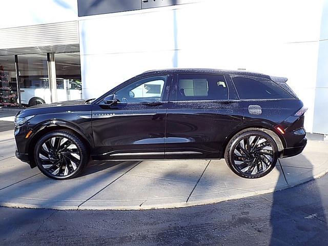 used 2025 Lincoln Nautilus car, priced at $57,980