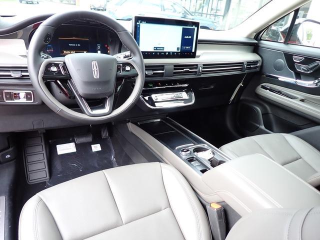 new 2025 Lincoln Corsair car, priced at $51,670