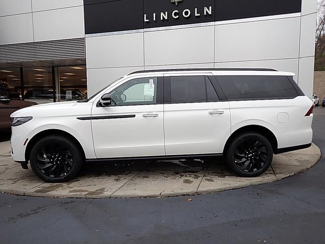 new 2025 Lincoln Navigator L car, priced at $113,575