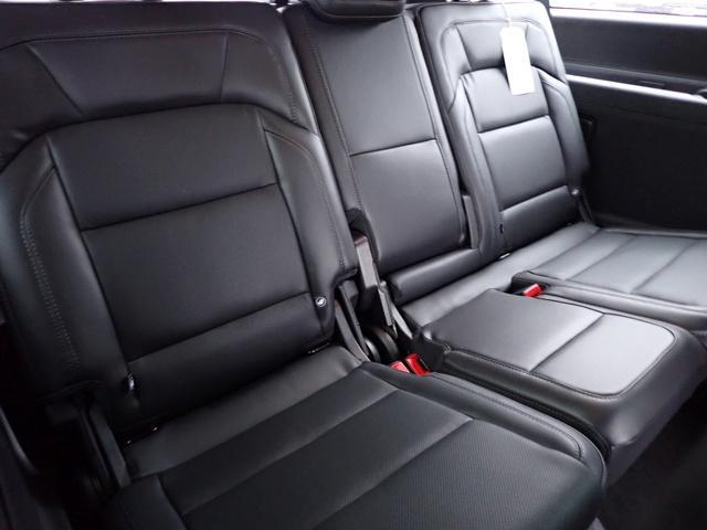 new 2025 Lincoln Navigator L car