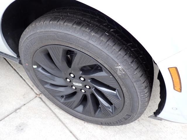 new 2025 Lincoln Navigator L car