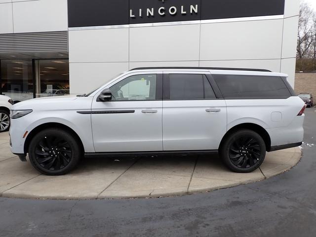 new 2025 Lincoln Navigator L car