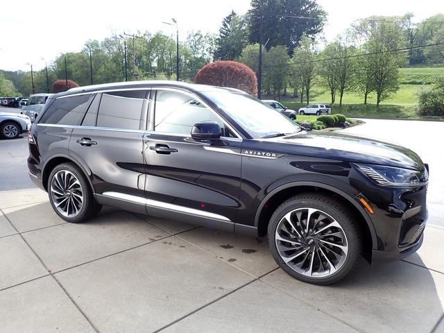 new 2025 Lincoln Aviator car