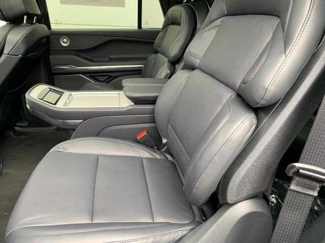 new 2026 Lincoln Navigator car, priced at $113,110