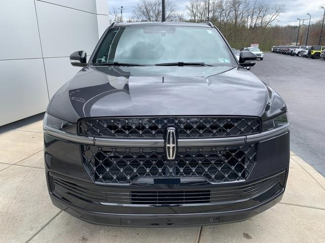 new 2026 Lincoln Navigator car, priced at $113,110