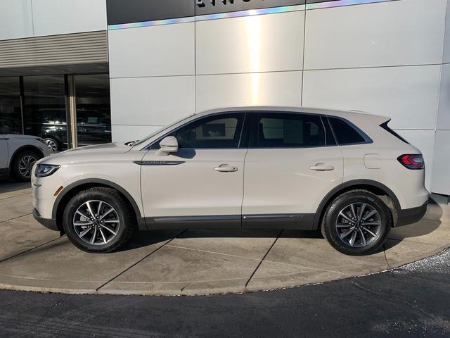 used 2022 Lincoln Nautilus car, priced at $32,985