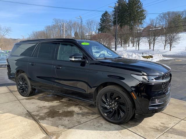 used 2025 Lincoln Navigator L car, priced at $92,898