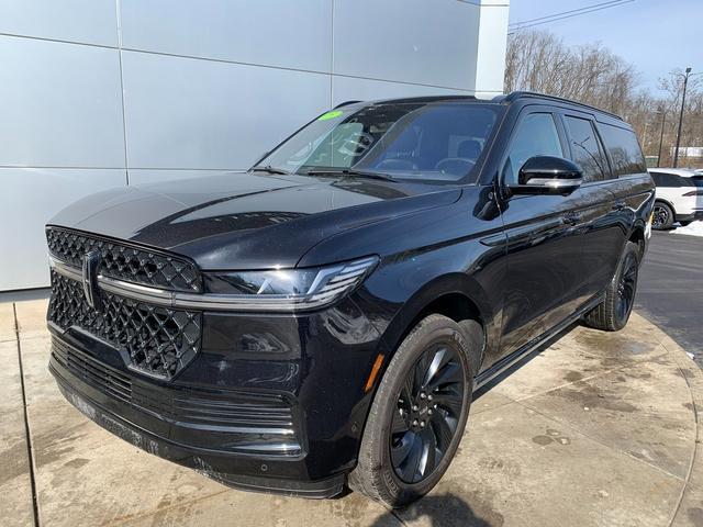 used 2025 Lincoln Navigator L car, priced at $92,898