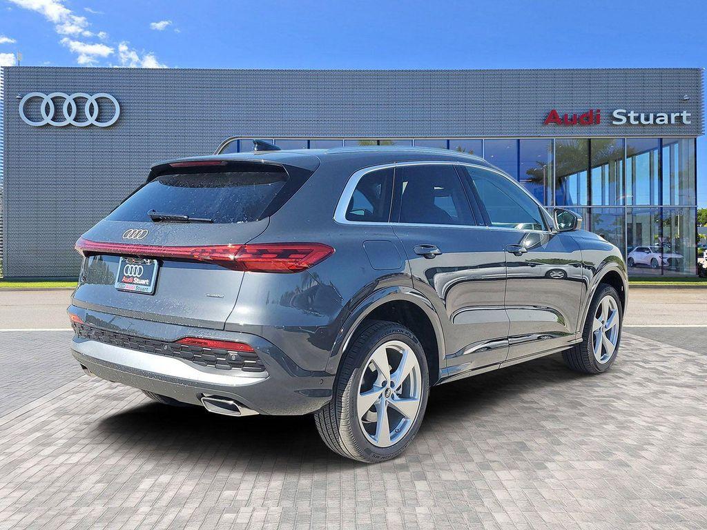 new 2025 Audi Q5 car, priced at $59,850