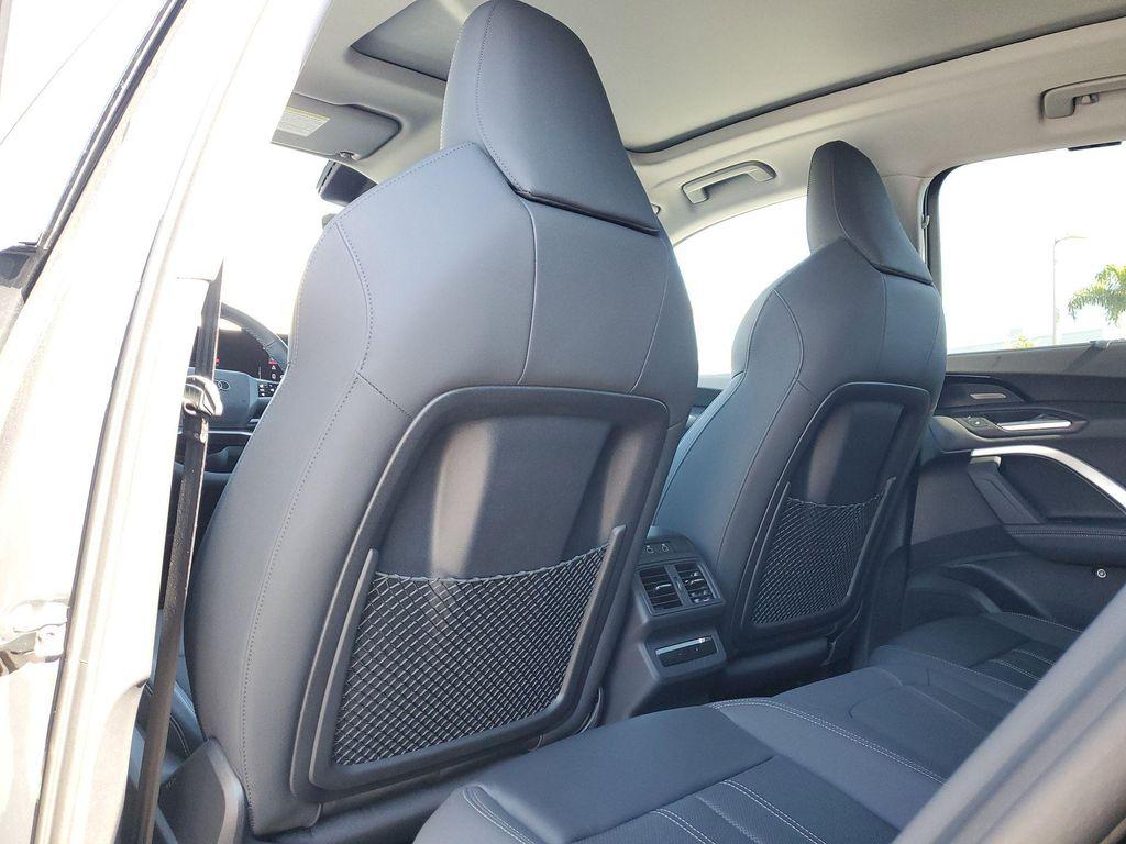 new 2025 Audi Q5 car, priced at $59,850