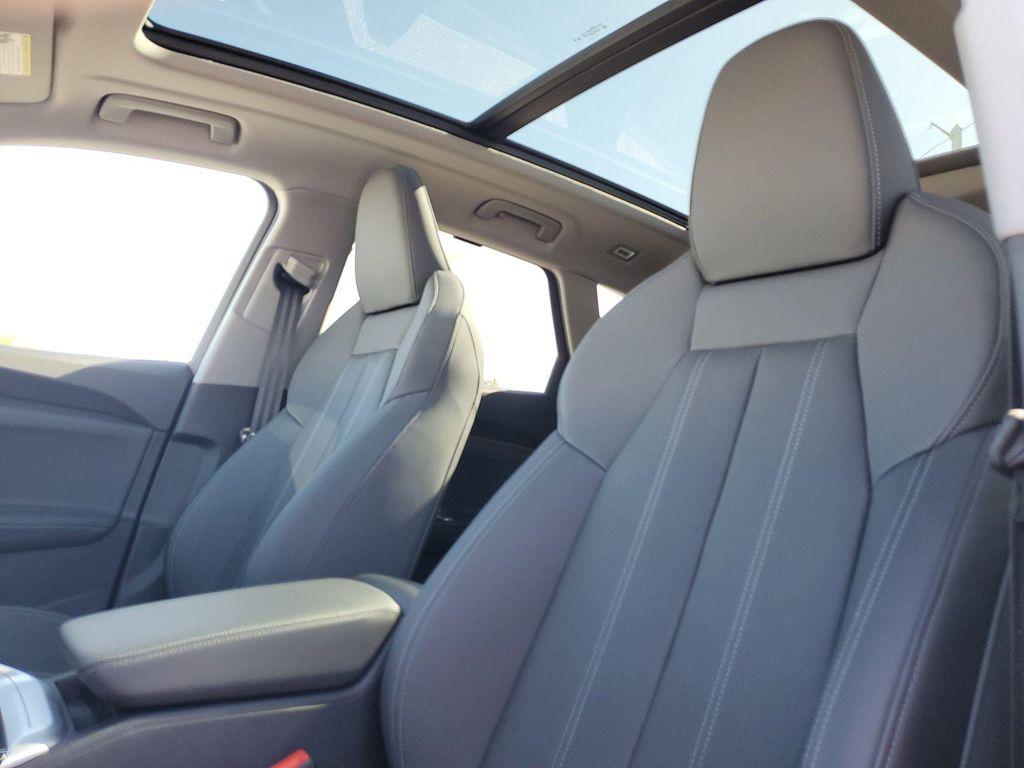 new 2025 Audi Q5 car, priced at $59,850