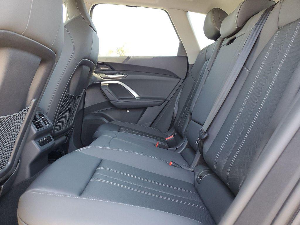 new 2025 Audi Q5 car, priced at $59,850