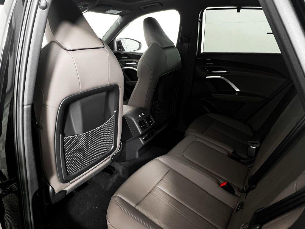 new 2025 Audi Q5 car