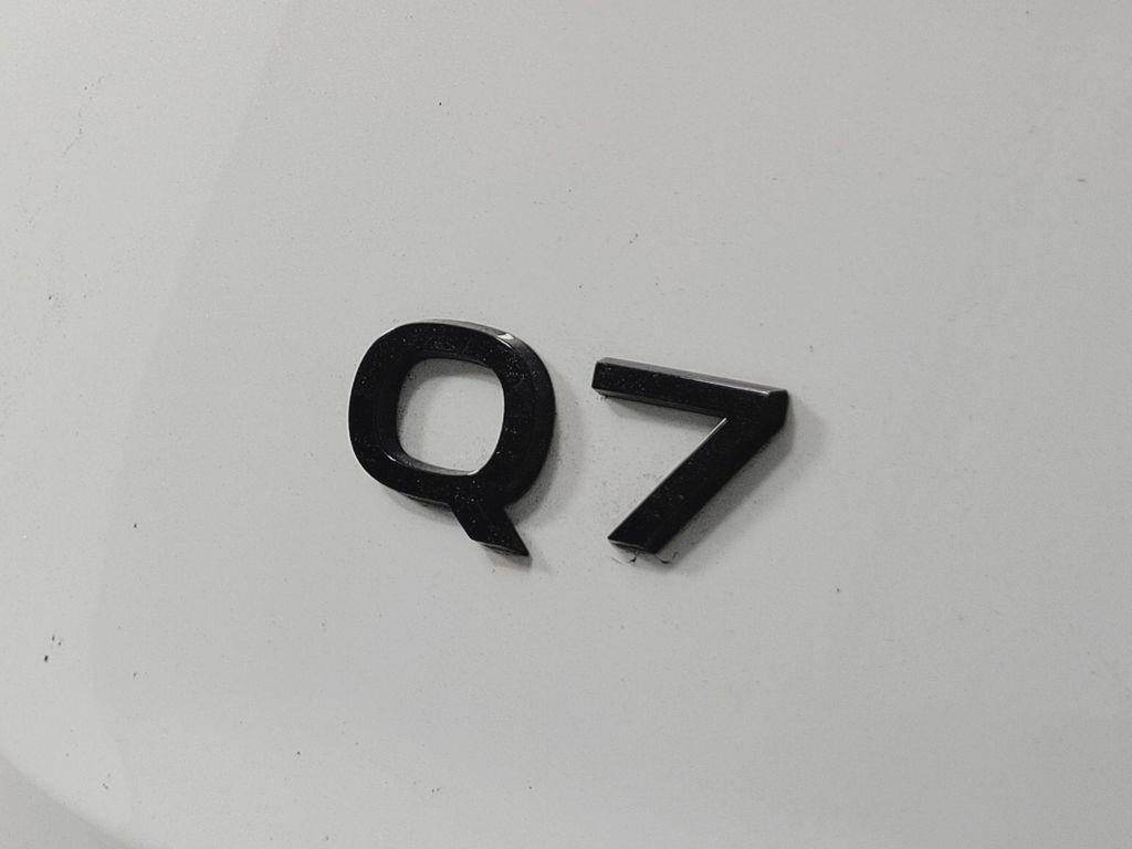 new 2026 Audi Q7 car, priced at $68,140