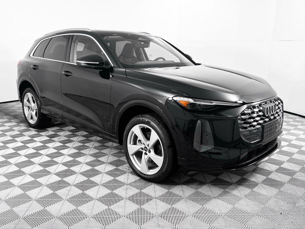 new 2025 Audi Q5 car, priced at $61,950