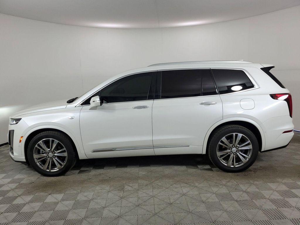 used 2021 Cadillac XT6 car, priced at $28,500