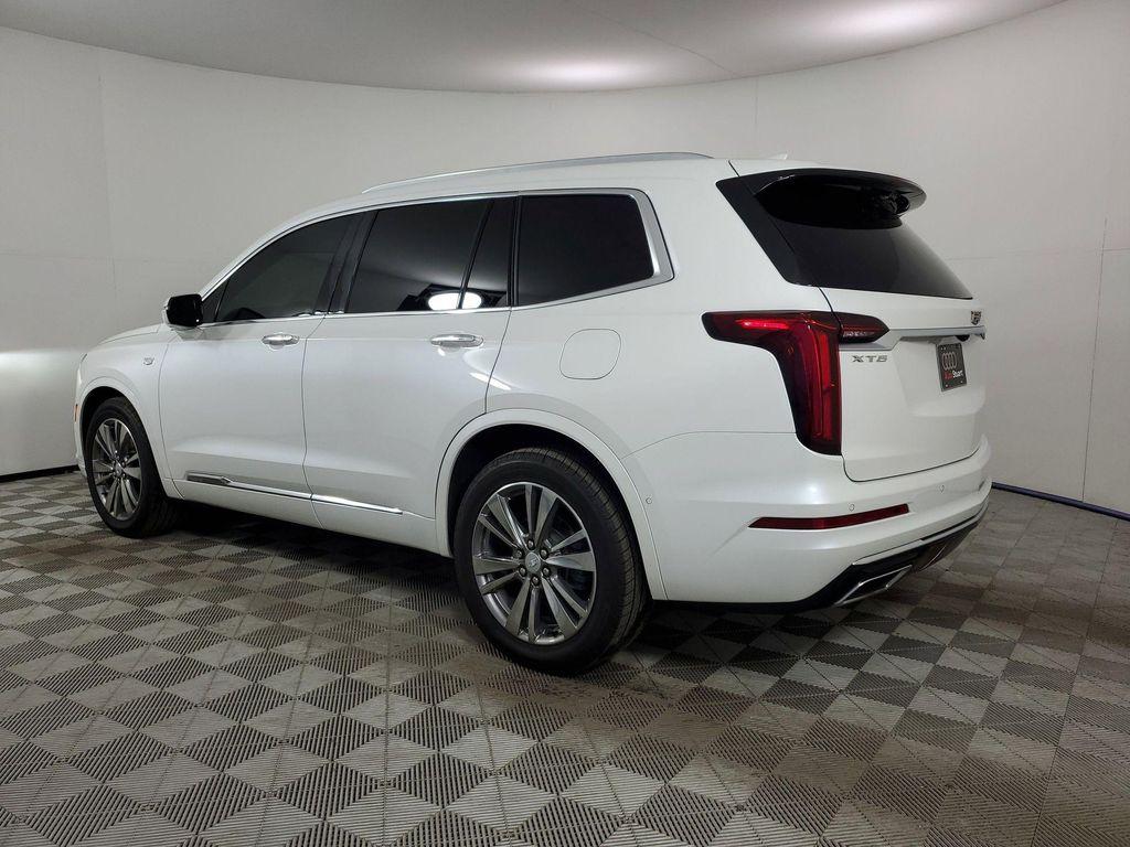 used 2021 Cadillac XT6 car, priced at $28,500