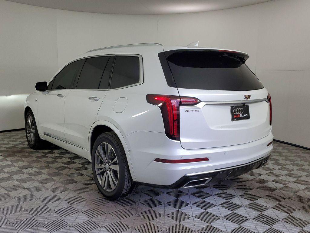 used 2021 Cadillac XT6 car, priced at $28,500