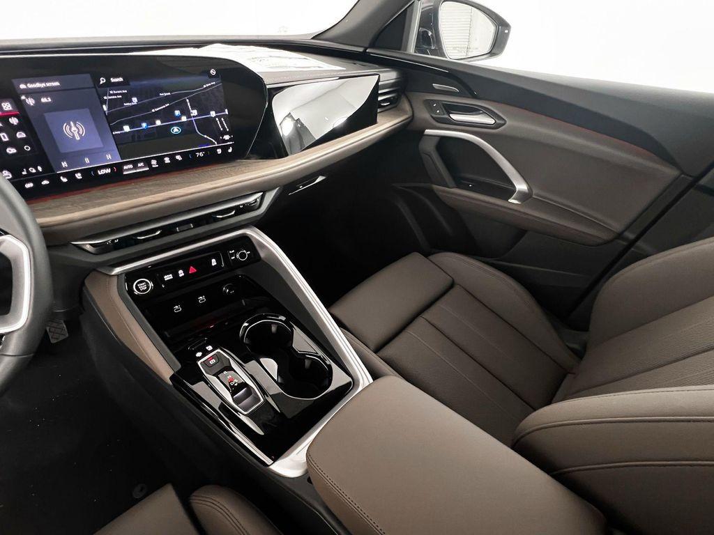 new 2025 Audi Q5 car, priced at $61,950