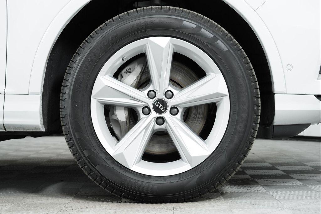 used 2022 Audi Q7 car, priced at $32,500