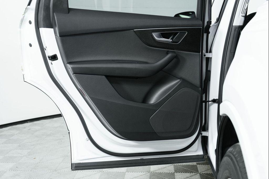 used 2022 Audi Q7 car, priced at $32,500