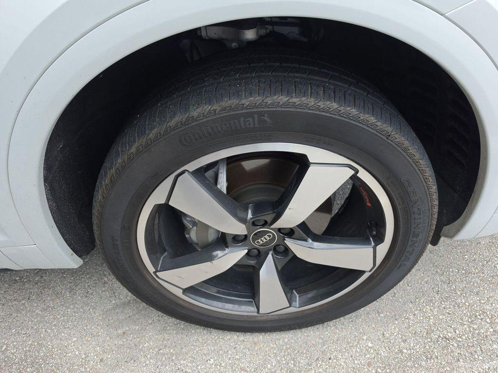 used 2023 Audi Q5 car