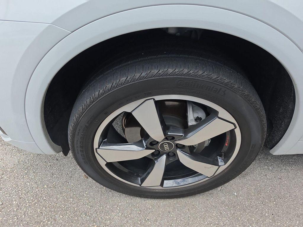 used 2023 Audi Q5 car
