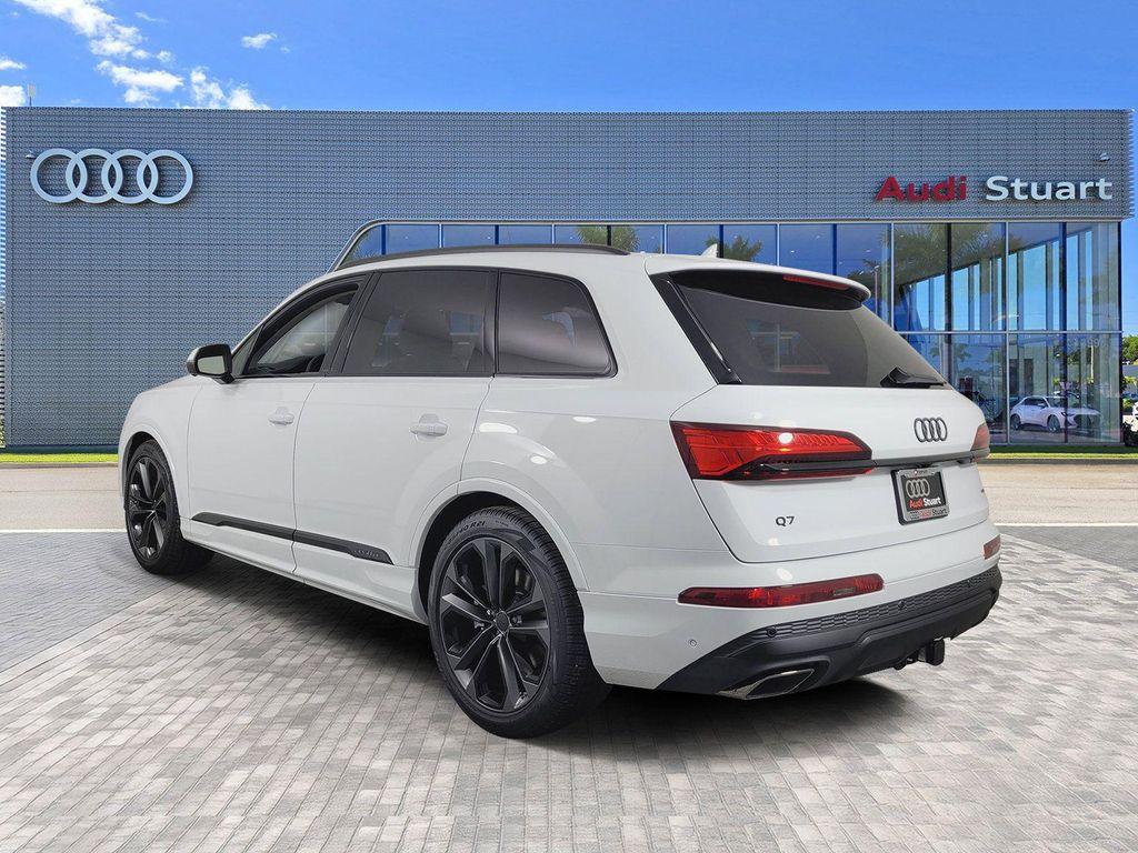 new 2026 Audi Q7 car, priced at $78,295