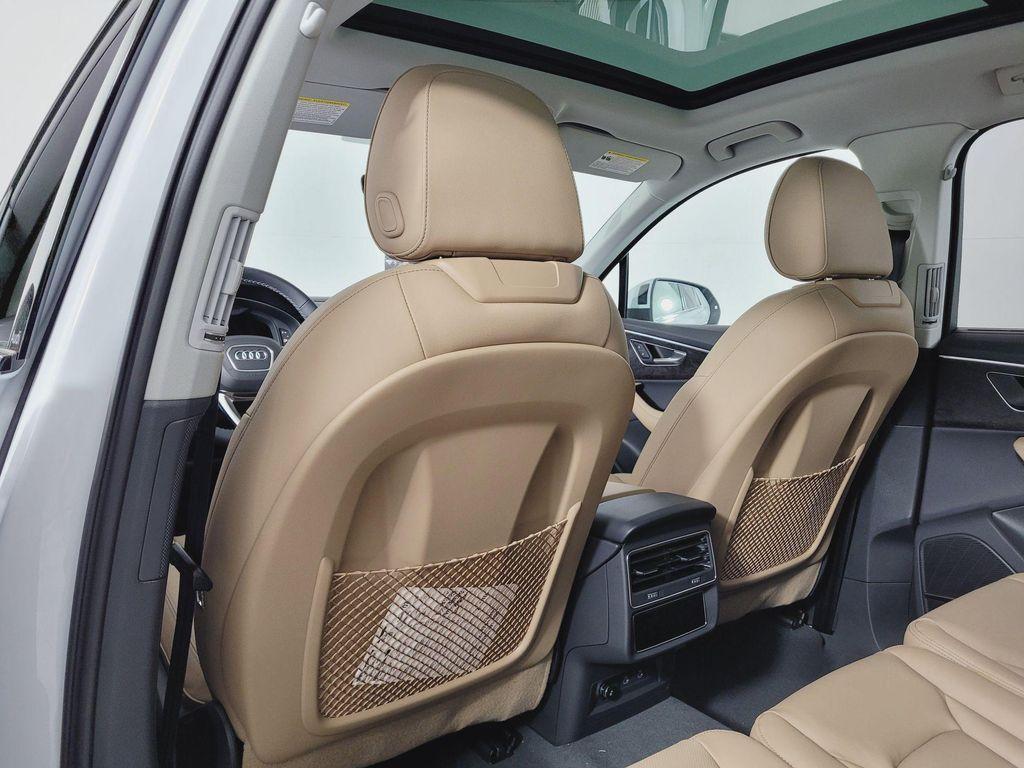 new 2026 Audi Q7 car, priced at $78,295