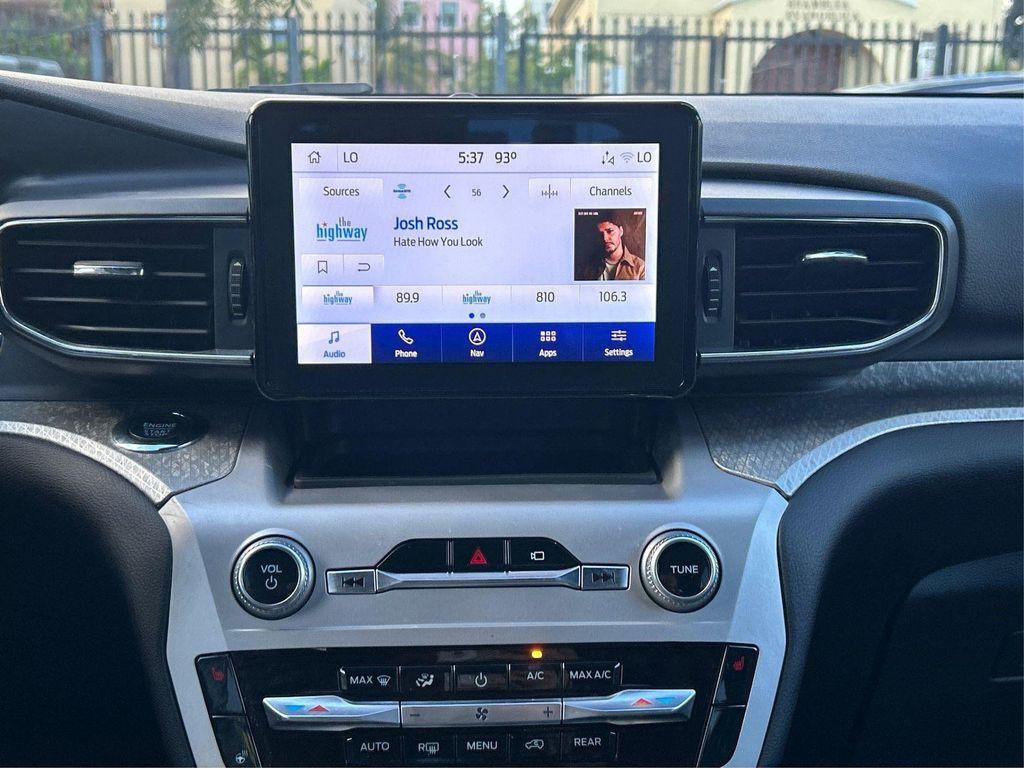 used 2022 Ford Explorer car, priced at $32,000