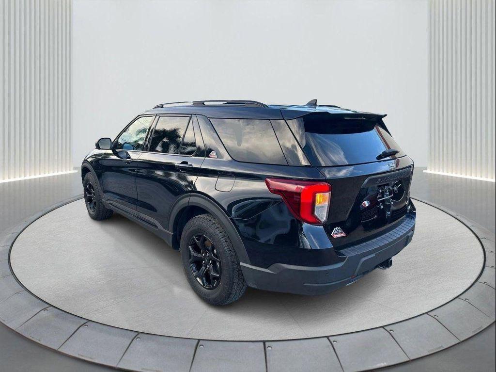 used 2022 Ford Explorer car, priced at $32,000