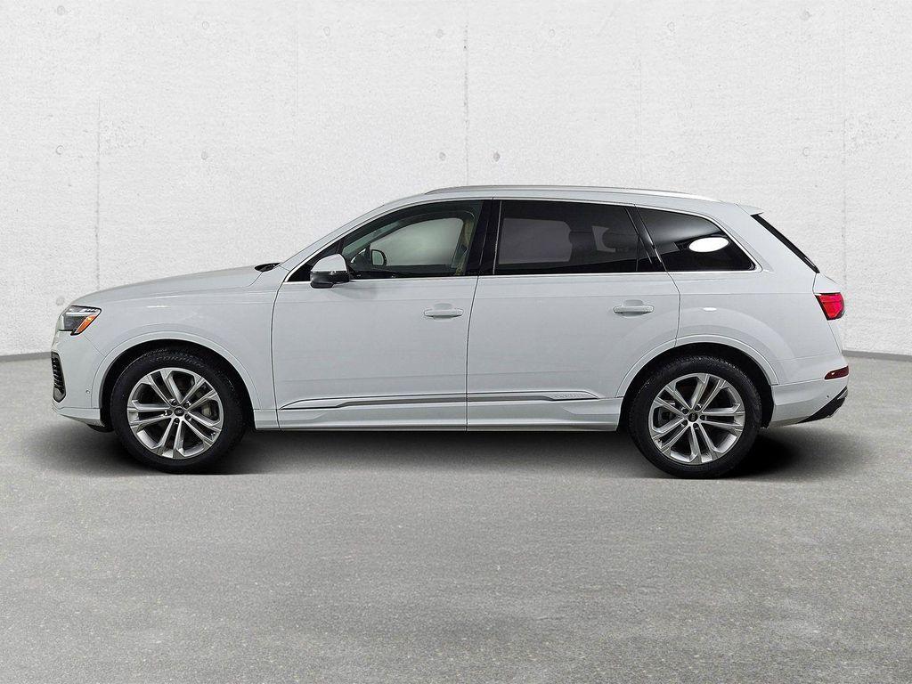 new 2026 Audi Q7 car, priced at $89,295