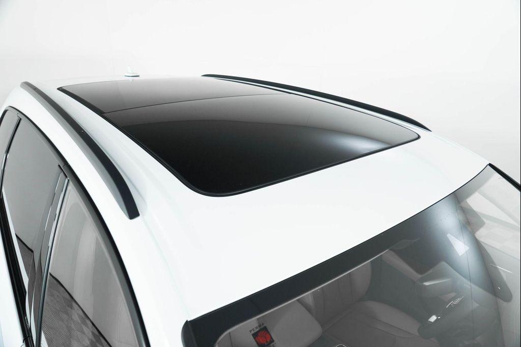 new 2025 Audi Q7 car, priced at $77,750