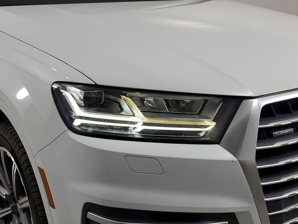 used 2017 Audi Q7 car, priced at $16,000