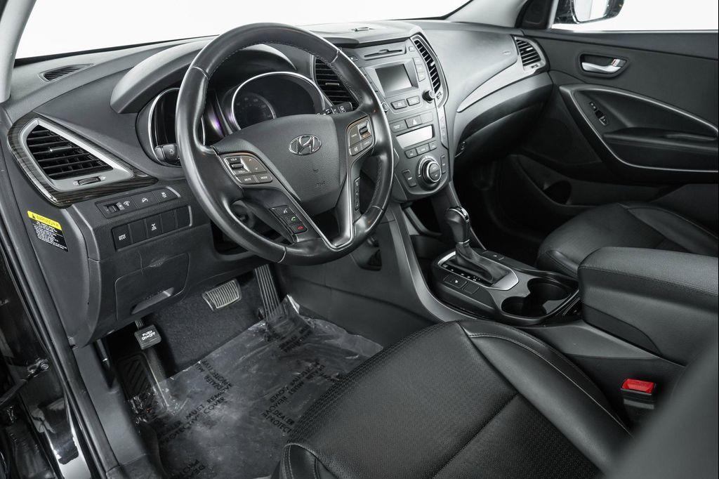 used 2013 Hyundai Santa Fe car, priced at $7,000